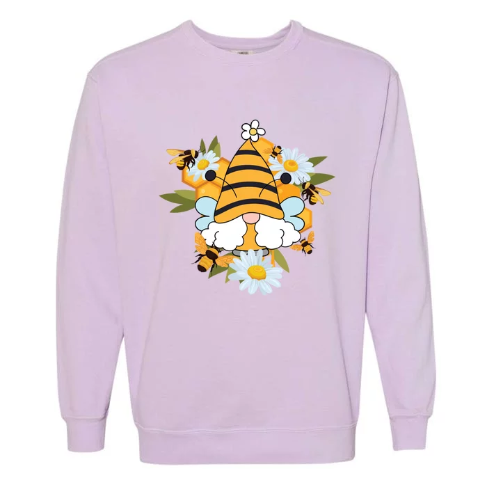 Gnome Daisy Gardening Bee Gnomes Gift Garment-Dyed Sweatshirt