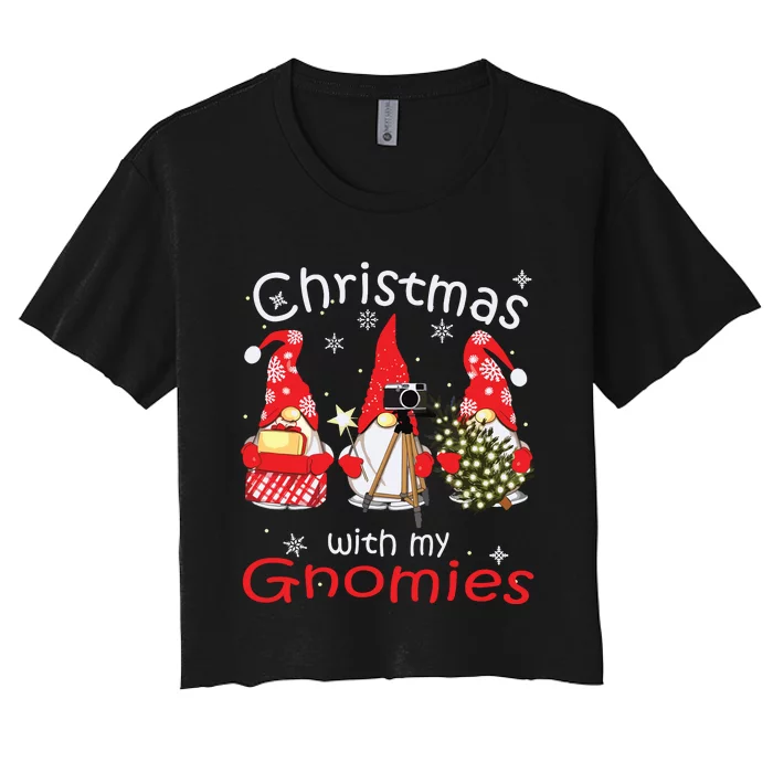 Gnome Family Christmas Gnomies Xmas Women's Crop Top Tee