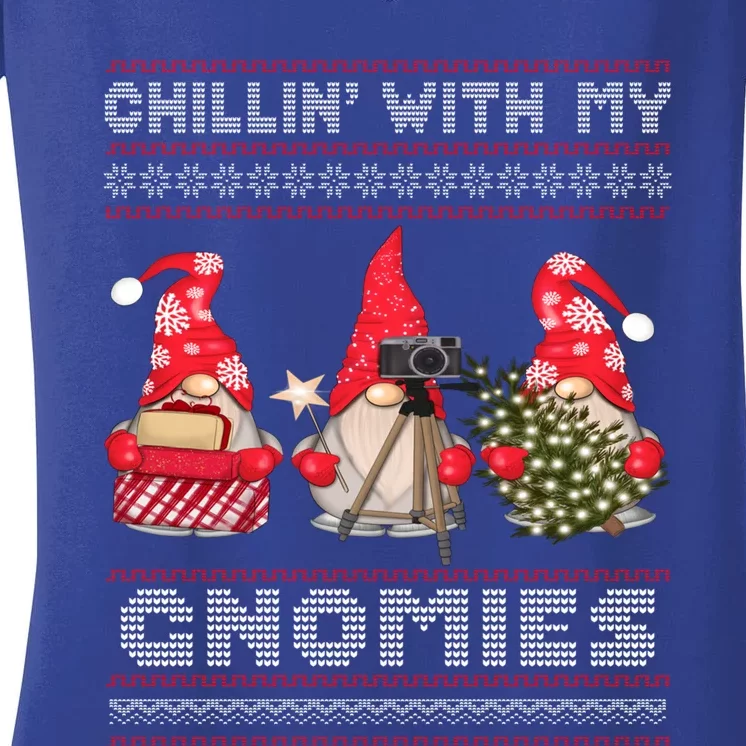 Gnome Family Funny Christmas Gift Chillin With My Gnomies Gift Women's V-Neck T-Shirt