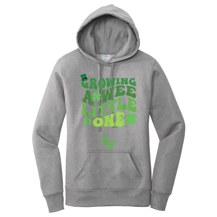 Groovy Growing A Wee Little One Pregnancy St Patricks Day Women's Pullover Hoodie