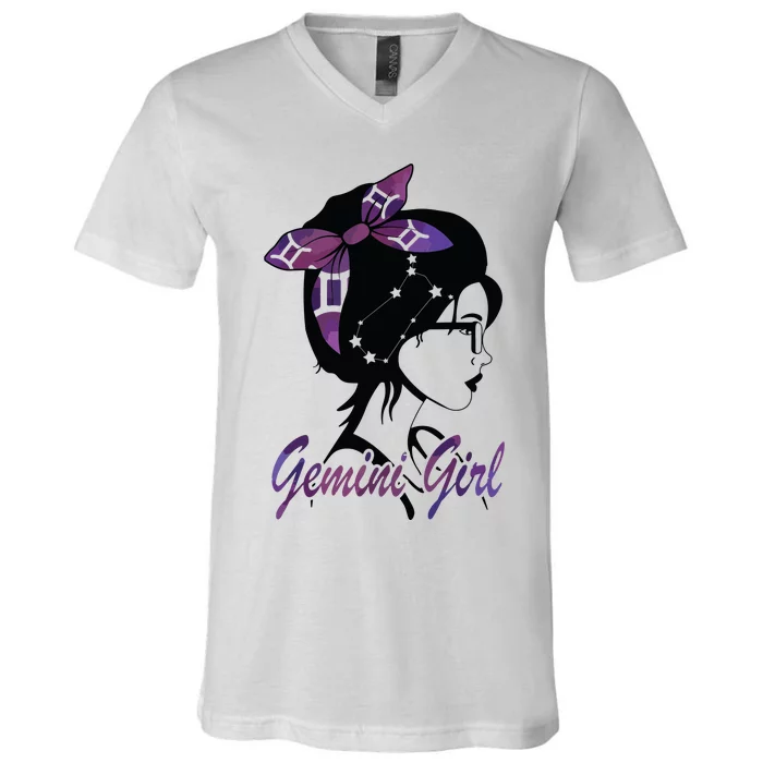 Gemini Girl Birthday Gemini Woman Zodiac Sign V-Neck T-Shirt