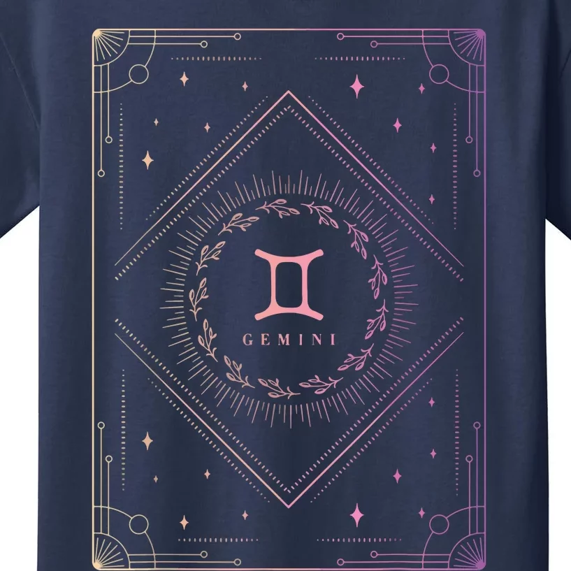 Girl Gemini Birthday Present Women Zodiac Sign Gemini Kids T-Shirt