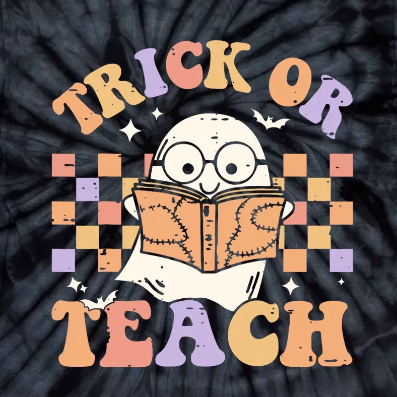 Groovy Halloween Trick Or Teach Floral Ghost Teacher Tie-Dye T-Shirt