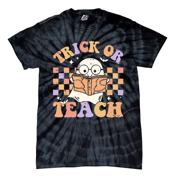 Groovy Halloween Trick Or Teach Floral Ghost Teacher Tie-Dye T-Shirt