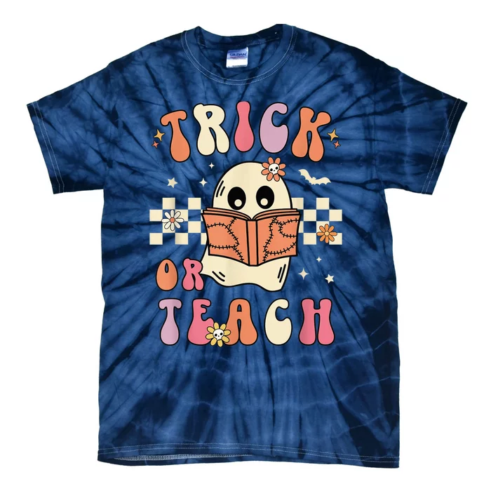 Groovy Halloween Trick or Teach Retro Floral Ghost Teacher Tie-Dye T-Shirt