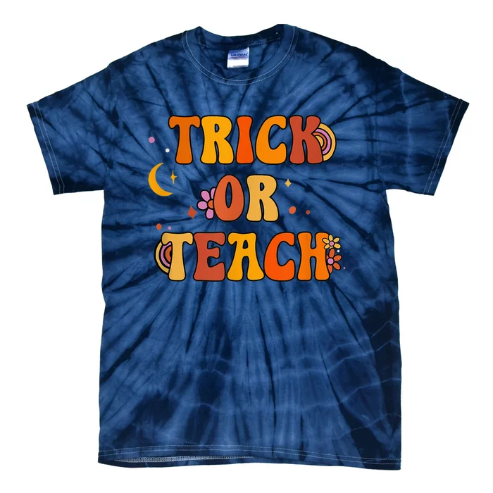 Groovy Halloween Trick or Teach Retro Floral Teacher Tie-Dye T-Shirt