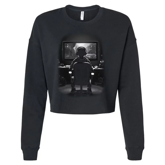 Gamer In Action Cropped Pullover Crew