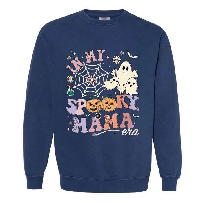 Groovy In My Spooky Mama Era Ghost Pumpkin Halloween Wo Garment-Dyed Sweatshirt