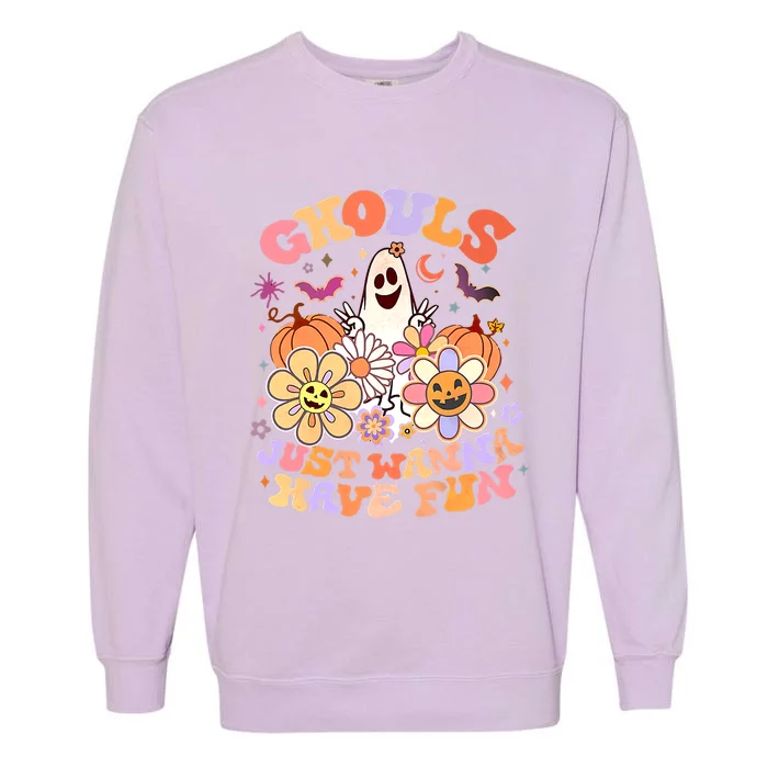 ghouls just wanna have fun Halloween Horror scary Movie fan Garment-Dyed Sweatshirt