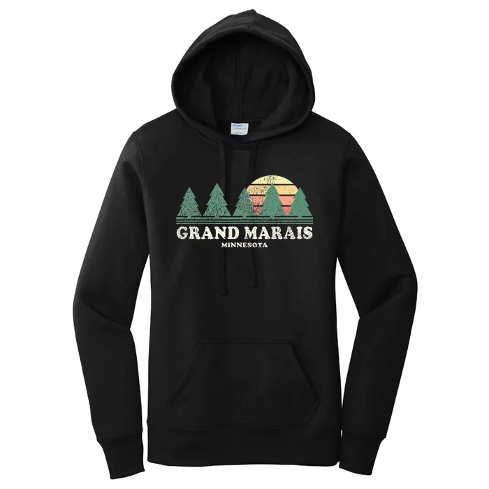 Grand Marais Mn Vintage Throwback Retro 70s Design Women's Pullover Hoodie