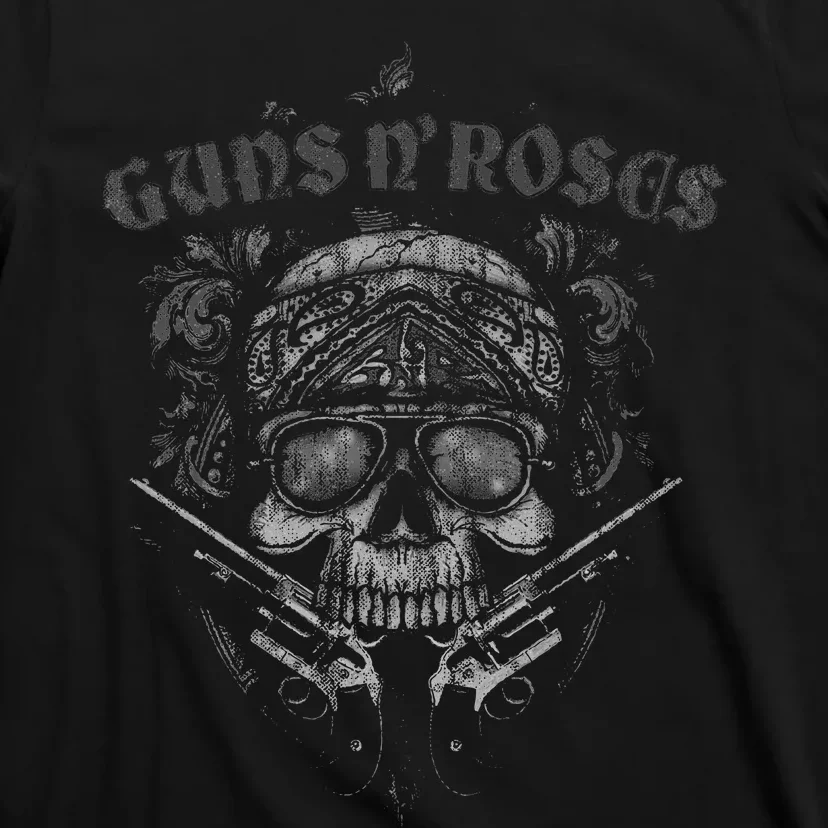 G.U.N..S. N. .R.O.S.E.S Skull Guns Bandanna T-Shirt