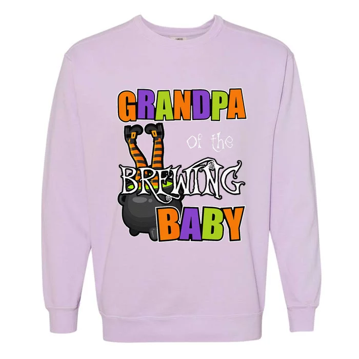 Grandpa Of Brewing Baby Halloween Theme Baby Shower Spooky Garment-Dyed Sweatshirt