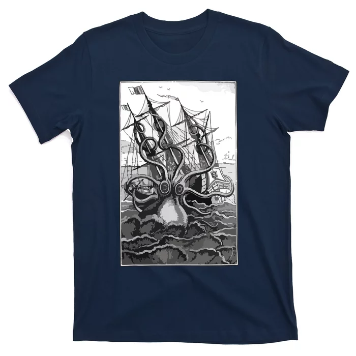 Giant Octopus Pirate Ship Vintage Kraken Sailing Squid T-Shirt