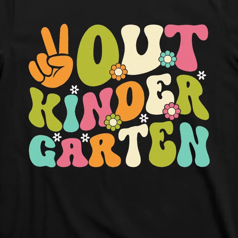 Groovy Peace Out Kindergarten Teacher Last Day Of School T-Shirt