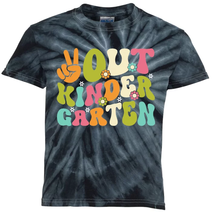 Groovy Peace Out Kindergarten Teacher Last Day Of School Kids Tie-Dye T-Shirt