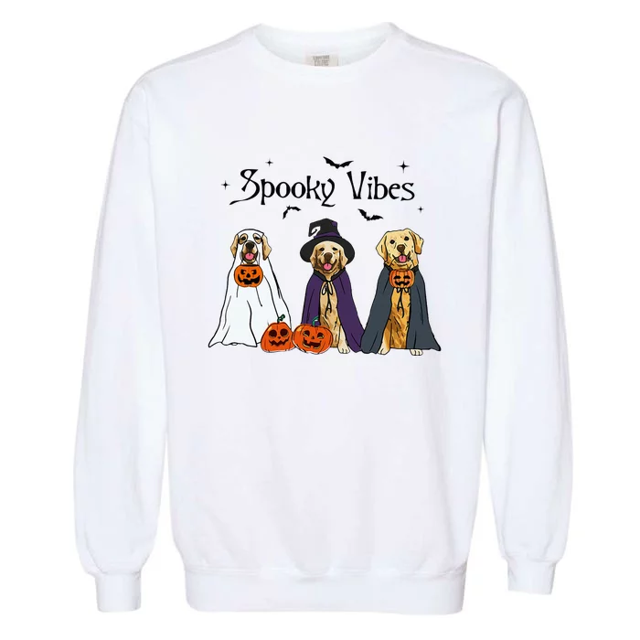 Golden Retriever Ghost Dogs Halloween Dog Witch Spooky Vibes Garment-Dyed Sweatshirt