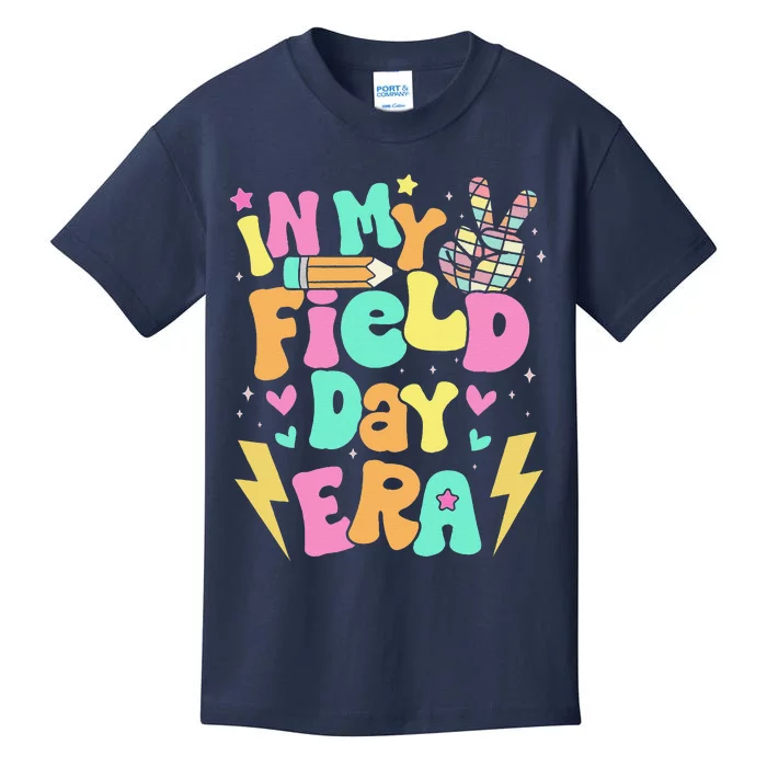 Groovy Retro In My Field Day Era Fun Day Field Trip School Kids T-Shirt