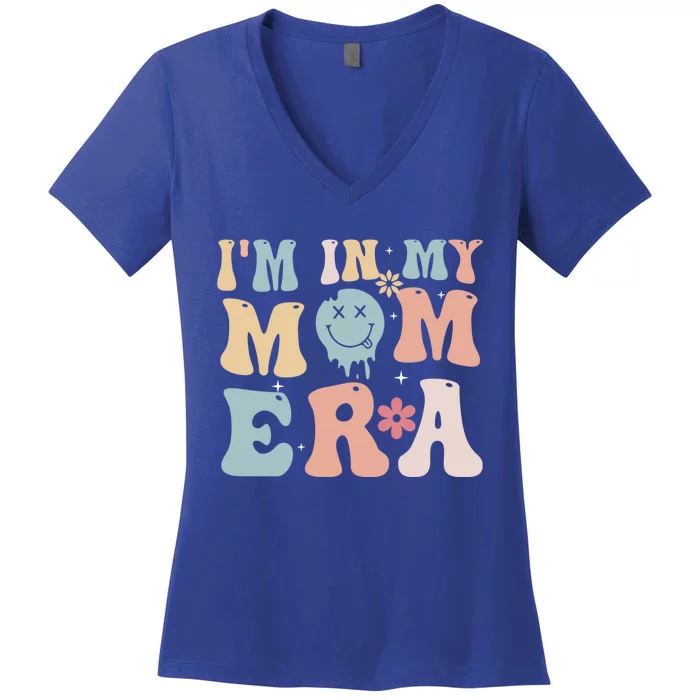 Groovy Retro IM In My Mom Era Gift Women's V-Neck T-Shirt