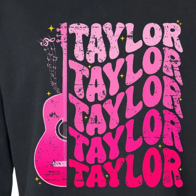 Girl Retro Taylor First Name Personalized Groovy 80S Pink Cropped Pullover Crew