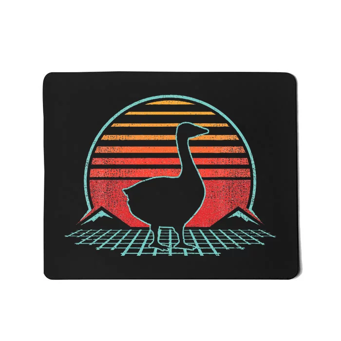 Goose Retro Vintage 80s Style Animal Lover Gift Mousepad