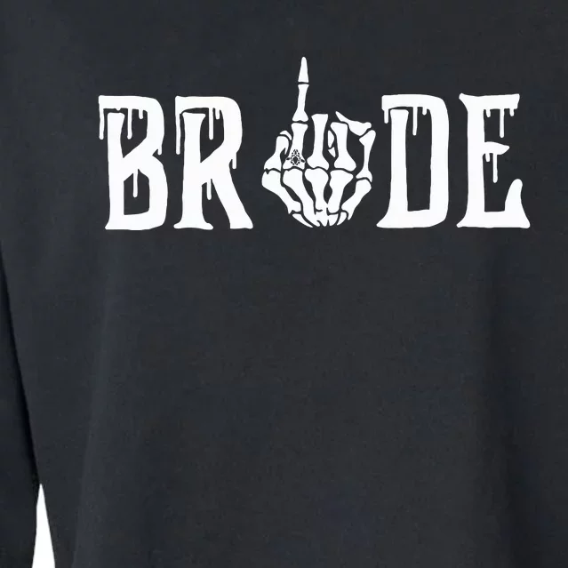 Gothic Skeleton Bride Wedding Just Married Spooky Halloween Cropped Pullover Crew