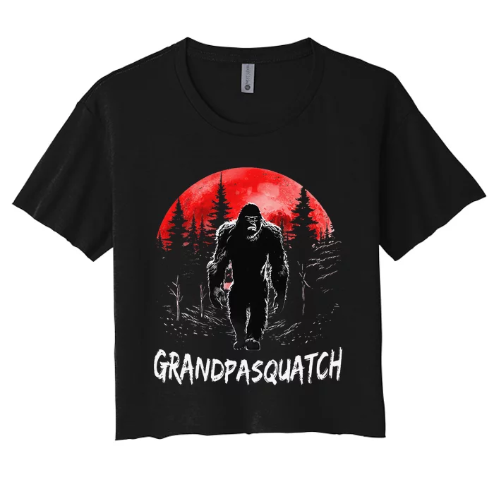 Grandpa Squatch Funny Bigfoot Dad Sasquatch Yeti Fathers day Women's Crop Top Tee