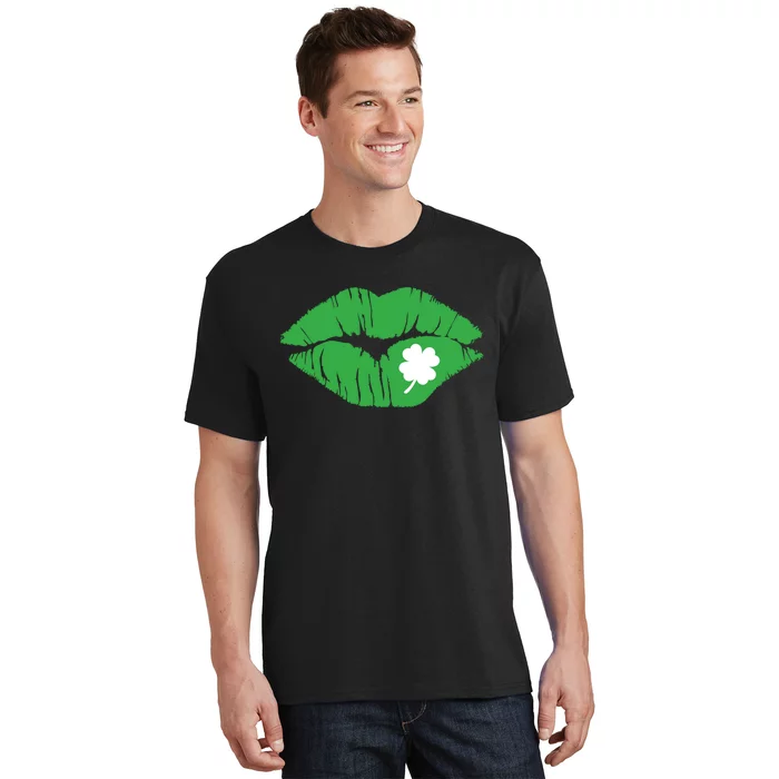 Green Shamrock Lips Kiss St Patricks Day Women Fun T-Shirt