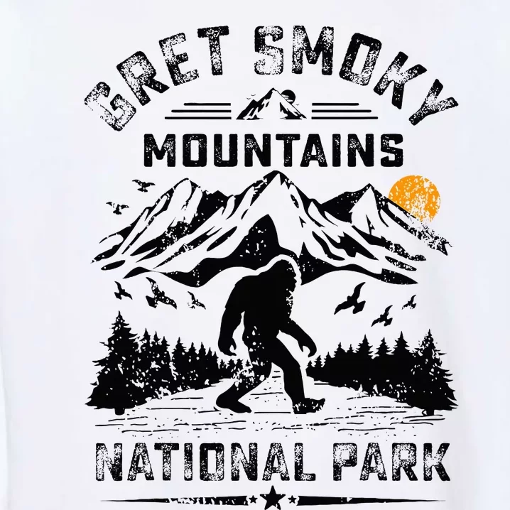 Great Smoky Mountains National Park Sunset Bigfoot Sasquatch Garment-Dyed Sweatshirt