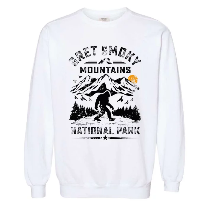 Great Smoky Mountains National Park Sunset Bigfoot Sasquatch Garment-Dyed Sweatshirt