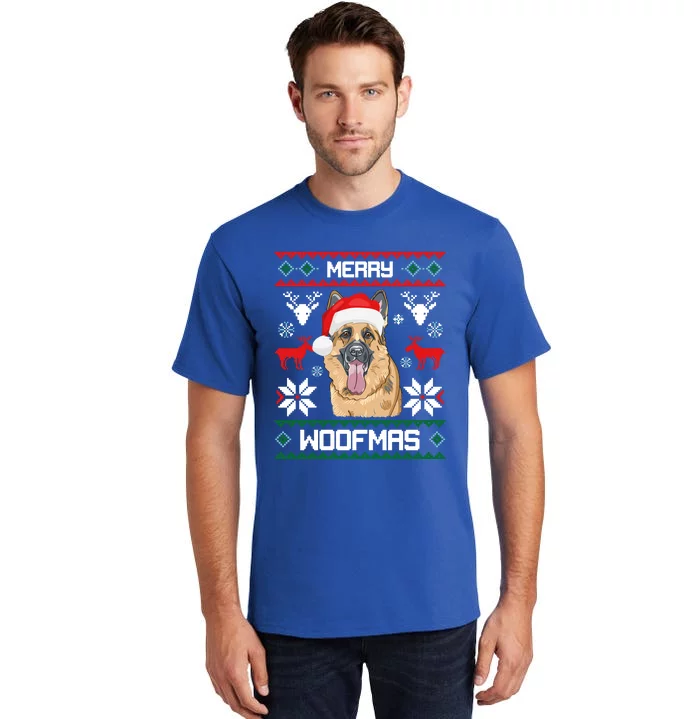 Ger Shepherd Merry Woofmas Cool Gift Christmas Dog Gift Tall T-Shirt