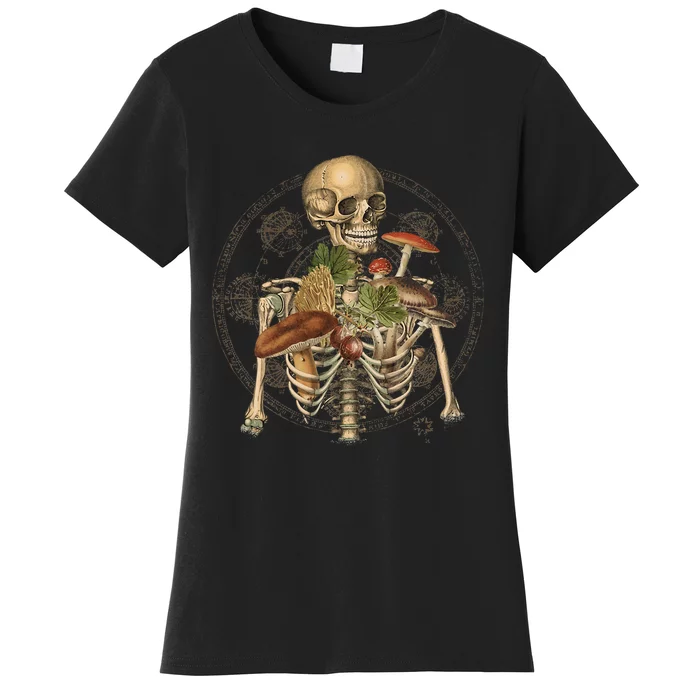 Goblincore Skeleton With Mushrooms Foraging Mycologist Fungi Women's T-Shirt