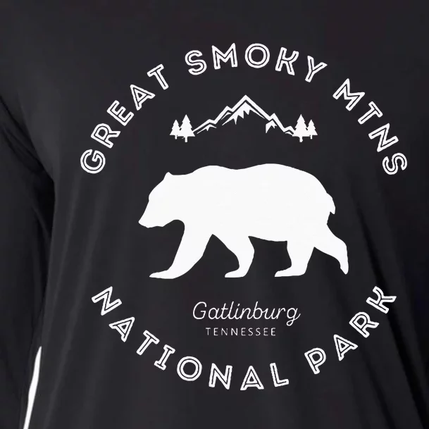 Gatlinburg TN Bear Retro Great Smoky Mountains National Park Cooling Performance Long Sleeve Crew