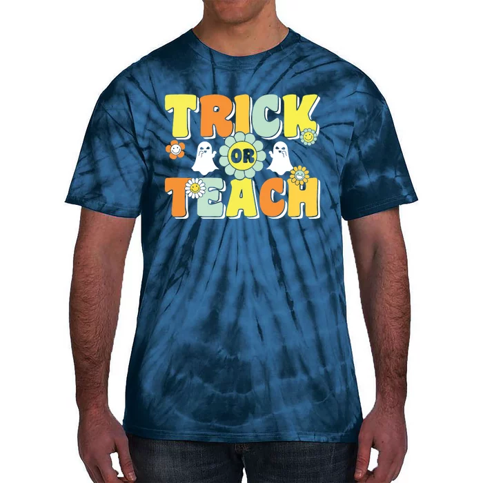 Groovy Trick Or Teach Halloween Teacher Life Retro Vintage Tie-Dye T-Shirt