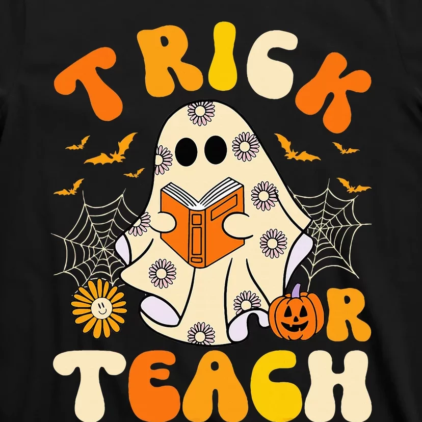 Groovy Trick Or Teach Halloween Retro Floral Ghost Teacher T-Shirt