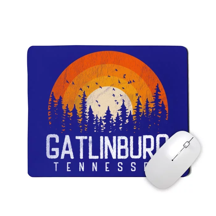 Gatlinburg Tennessee Tn Gift Retro Style Vintage 80s Gift Cool Gift Mousepad