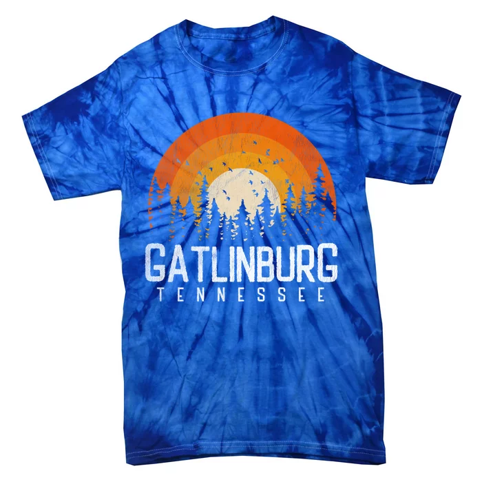 Gatlinburg Tennessee Tn Gift Retro Style Vintage 80s Gift Cool Gift Tie-Dye T-Shirt