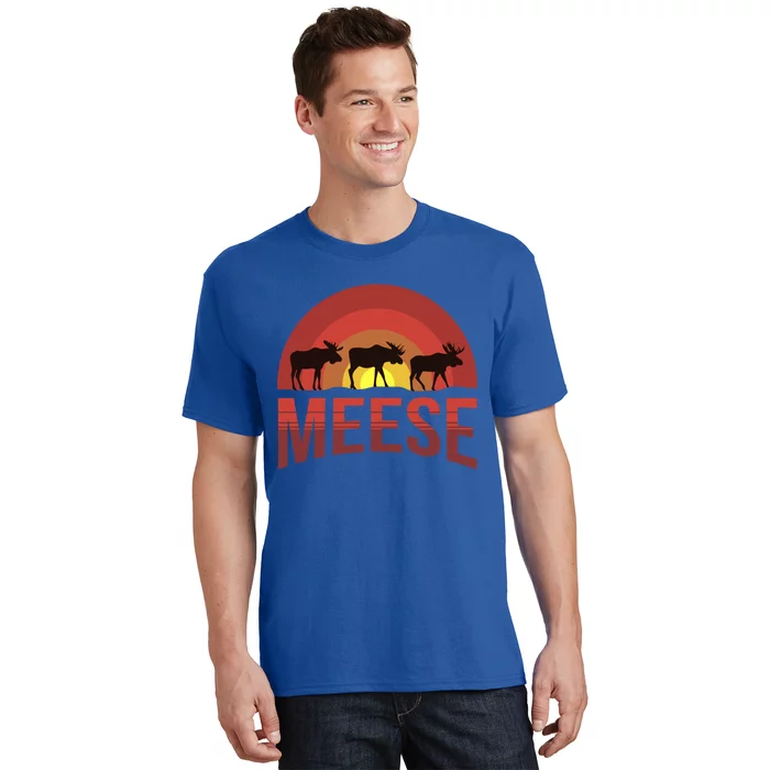 Hunter And Dad Hunter Or Deer Hunter For Meese Gift T-Shirt