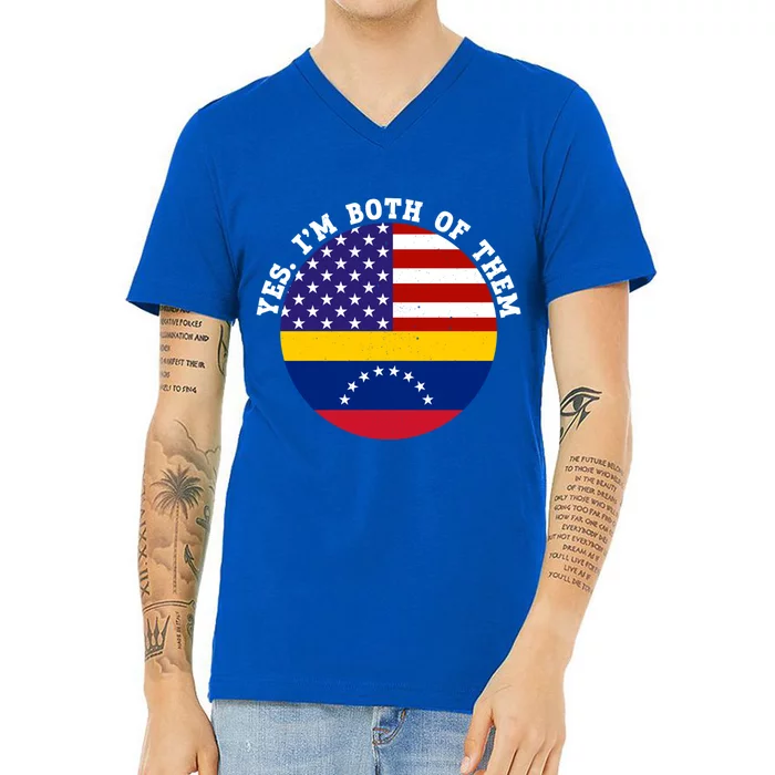 Half American Half Venezuela Usa Flag Patriotic Gift V-Neck T-Shirt