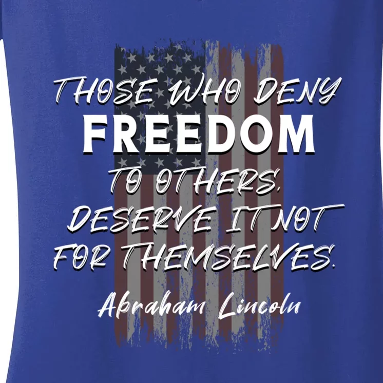 Historical Abraham Lincoln Freedom Quote With American Flag Great Gift Women's V-Neck T-Shirt