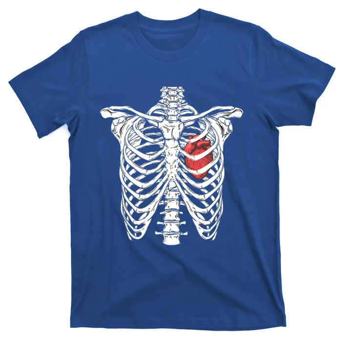 Heart And Ribcage Nurse Funny Skeleton Halloween Costume Cool Gift T-Shirt