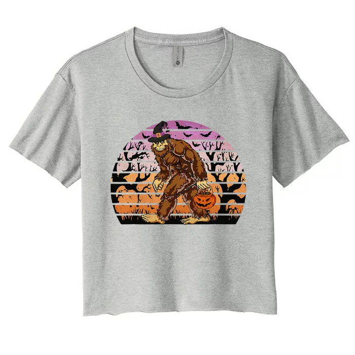 Halloween Bigfoot Witch Pumpkin Horror Trick Or Treat Women's Crop Top Tee