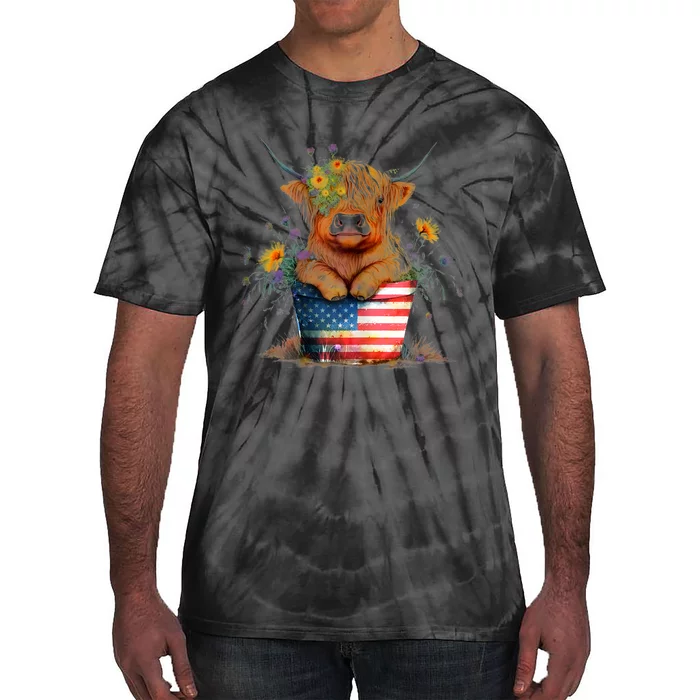 Highland Cow 4th Of July America Flag Patriotic Cow Gift Tie-Dye T-Shirt