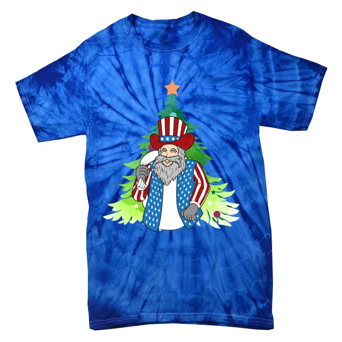 Here Comes Santa Clauspatriotic Kris Kringle Christmas Tree Great Gift Tie-Dye T-Shirt