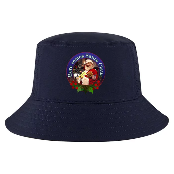 Here Comes Santa Claus Design Cool Gift Cool Comfort Performance Bucket Hat