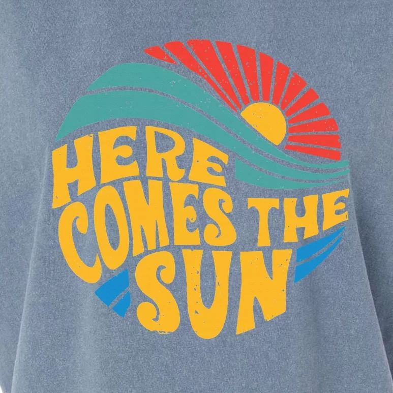 Here Comes The Sun Music Lover Graphic Garment-Dyed Women's Muscle Tee