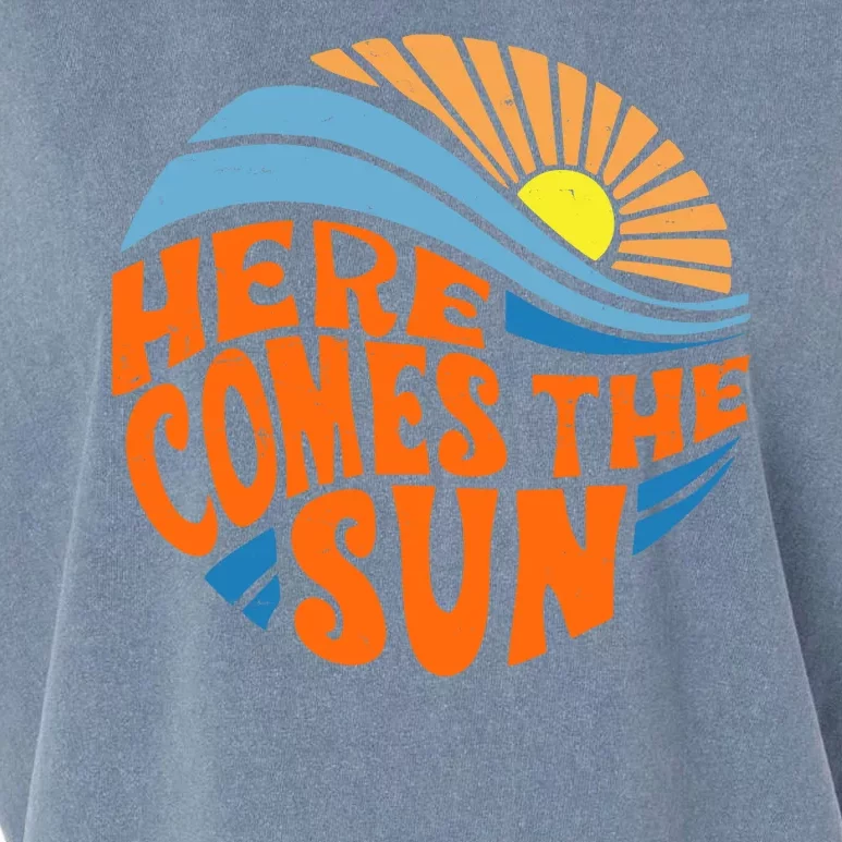 Here Comes The Sun Retro Summer Garment-Dyed Women's Muscle Tee