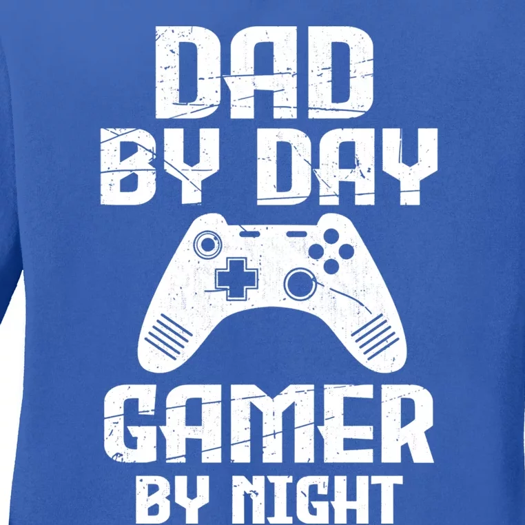 Humorous Dad Gaming Fathers Day Gift Gamer Dad Jokes Cool Gift Ladies Long Sleeve Shirt