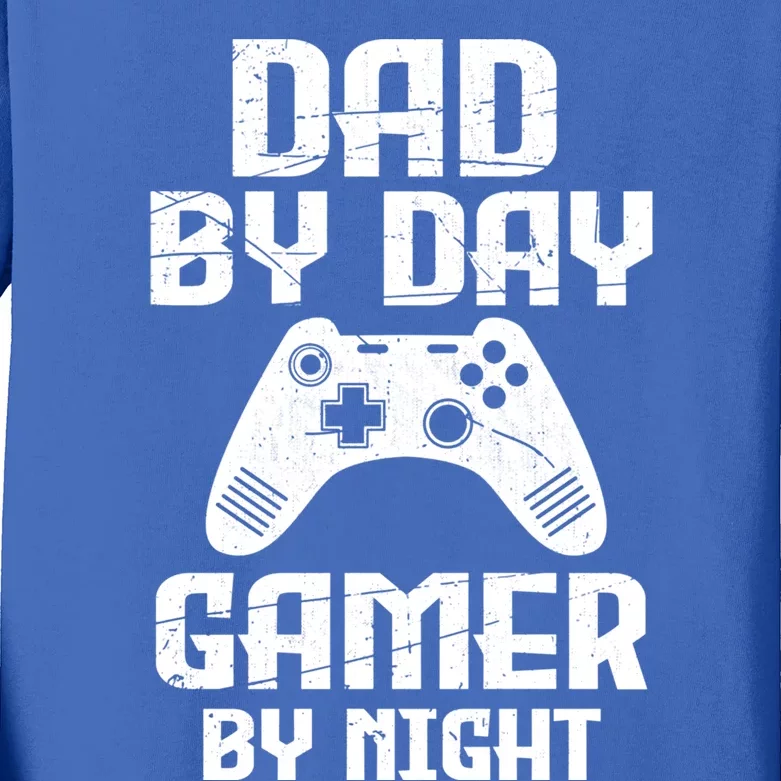 Humorous Dad Gaming Fathers Day Gift Gamer Dad Jokes Cool Gift Kids Long Sleeve Shirt