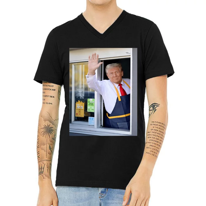 Hi Get Your Burger Donald Trump Cooks Fries Worker V-Neck T-Shirt