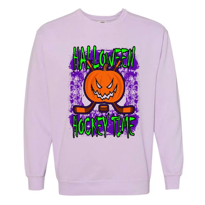 Halloween Hockey Time With Spooky Pumpkin And Hockey Sticks Garment-Dyed Sweatshirt